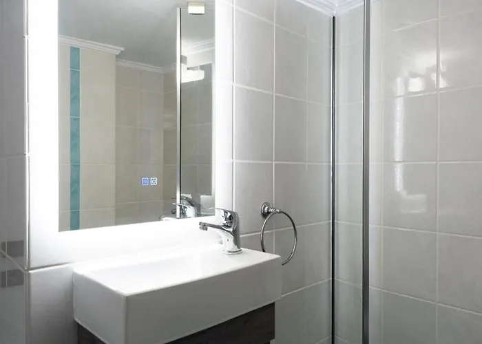 Chris And Mary White Tower Center